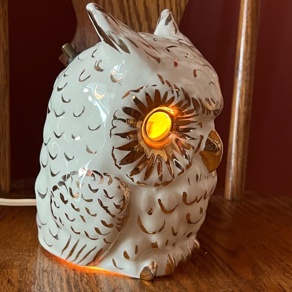 Vintage Handmade Ceramic Hoot Owl Nightlight With Switch 🦉 - Picture 3 of 16